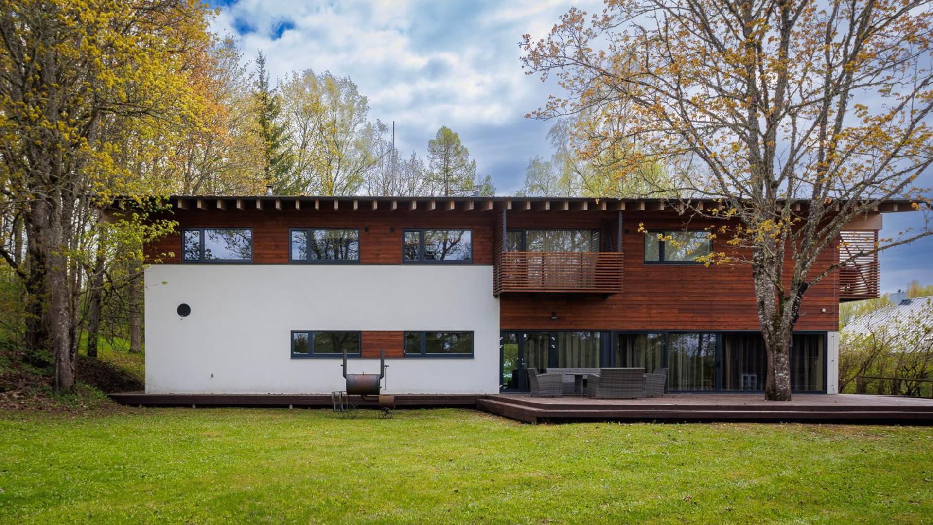 Kolga Puhkemaja Puehajaervel Ferienhaus